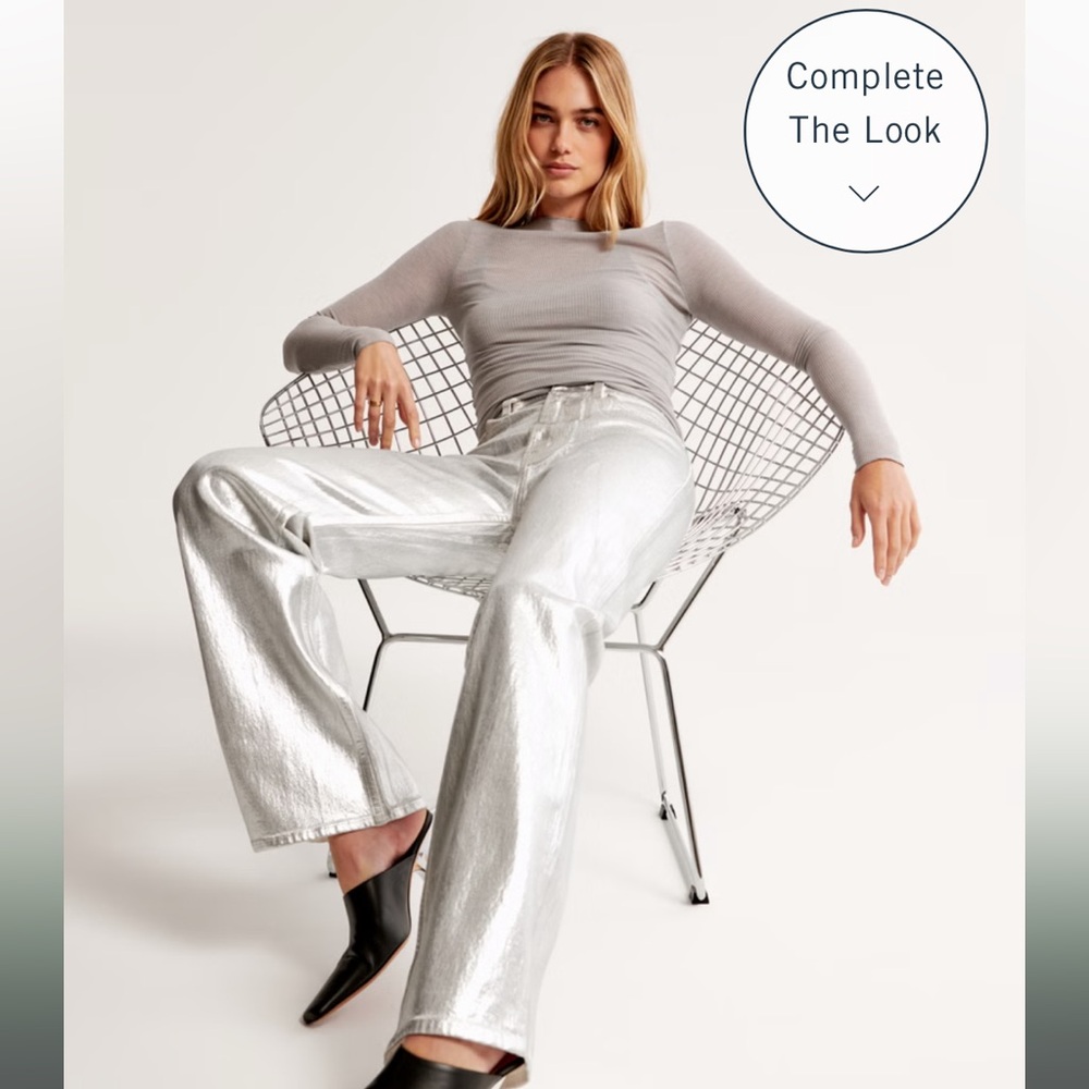 Abercrombie 90s Relaxed High Rise Jeans